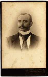 438 Portret van een man / Bongenaar, W.B., 1890