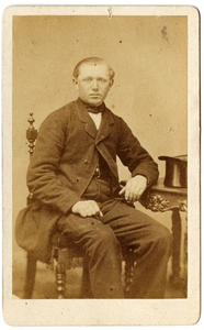 439 Portret van een man / Egenberger, J.H., 1864-1870