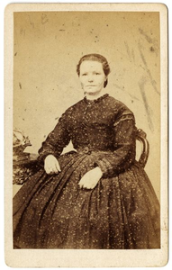 441 Portret van een vrouw / Egenberger, J.H., 1868-1872