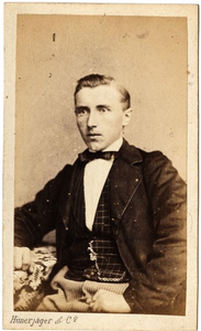 455 Portret van een man / Hünerjäger & Co., 1862-1864