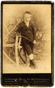 457 Portret van een jongetje / Jong, Godfried de, 1882-1887