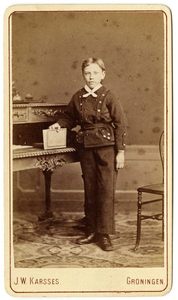 465 Portret van een jongen / Karsses, J.W., ca 1874